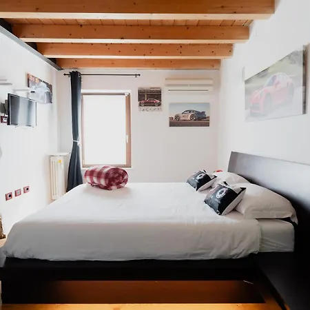 Lägenhet L'angolo Di Max 23 Pescantina