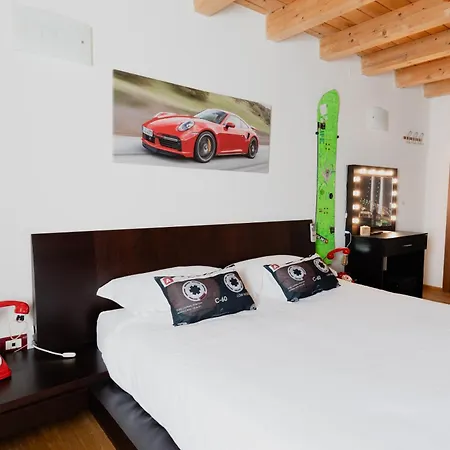 L'angolo Di Max 23 Lägenhet