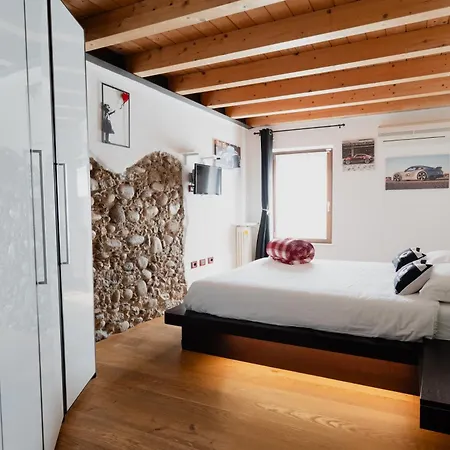 Daire L'angolo Di Max 23